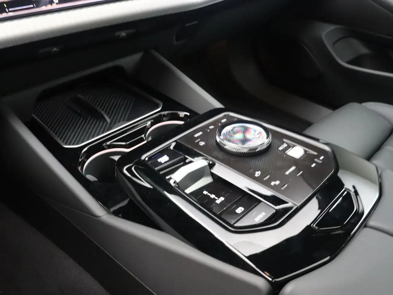 BMW i5 2026 — фото 15
