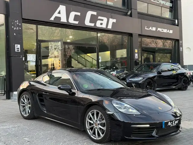 Porsche 718 Spyder Cayman