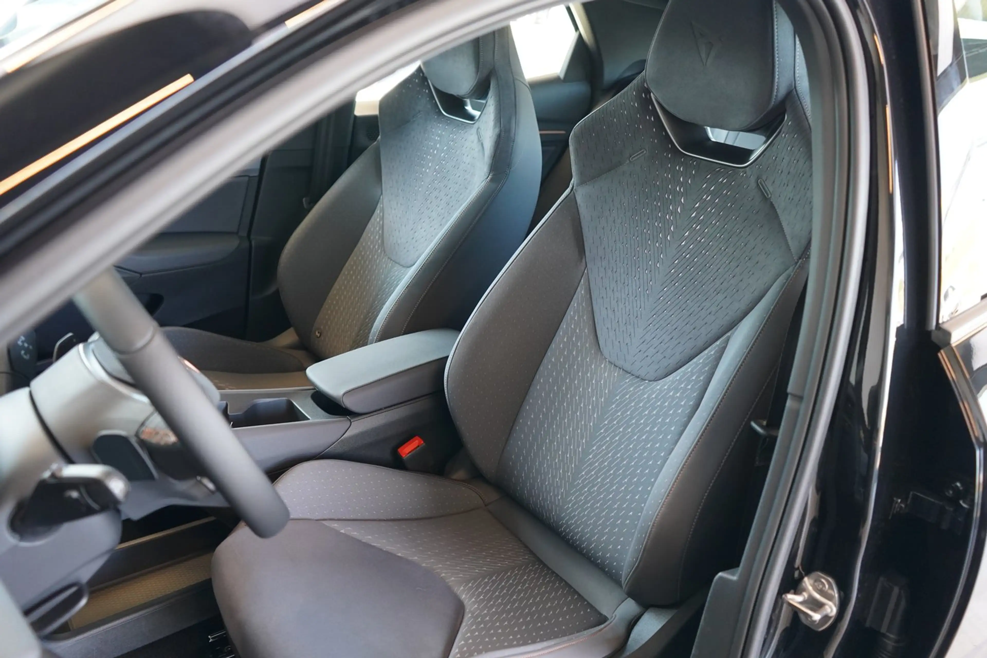CUPRA Raval ENDURANCE 52/55 155kW/210 PS — photo 3