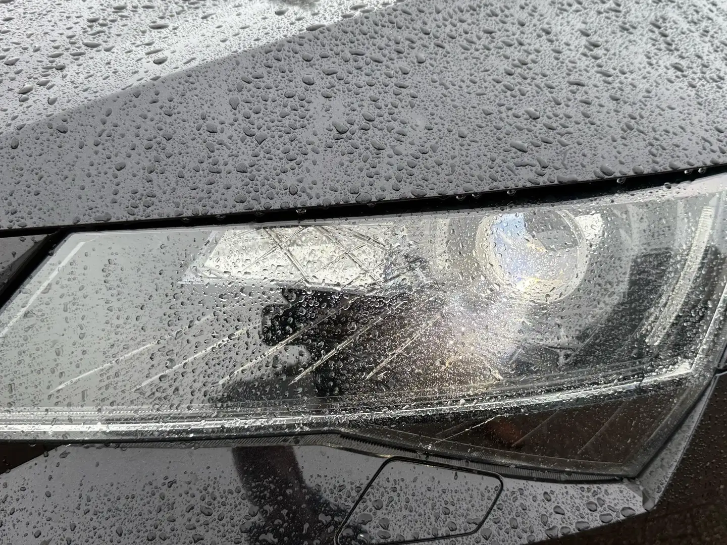Skoda Superb Combi 1.8 TSI Style Business 180pk Automaat | Adap Zwart - 2