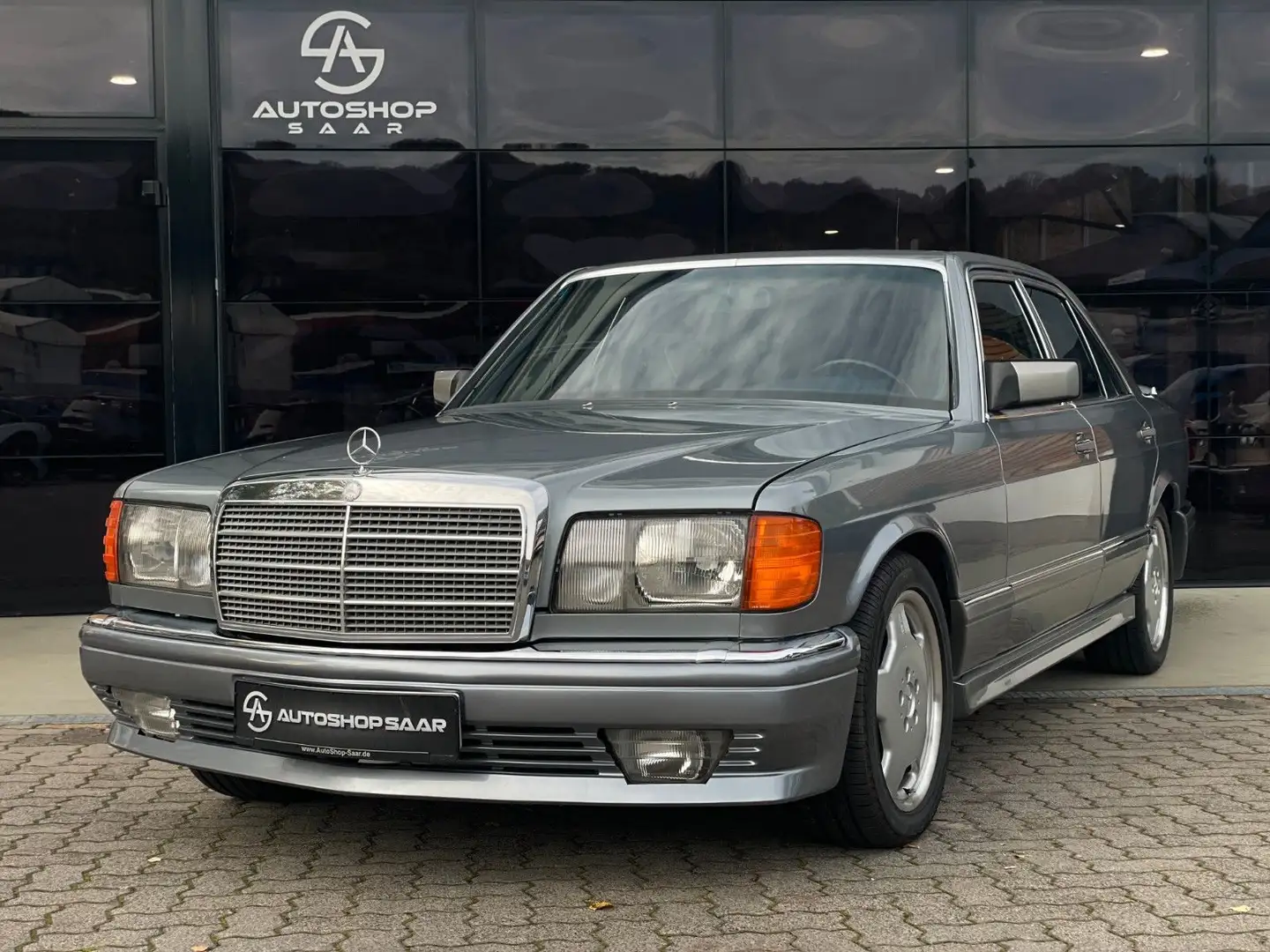 Mercedes-Benz S 300 SE/AUTOMATIK//KLIMA/H-KENNZEICHEN Grau - 1