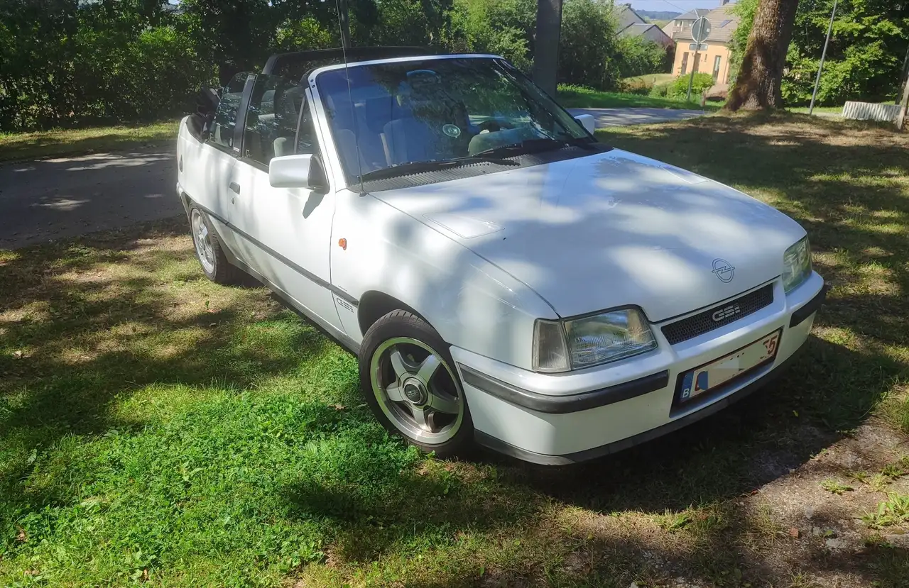 Opel Kadett Cabriolet 2.0i GSi, foto 4