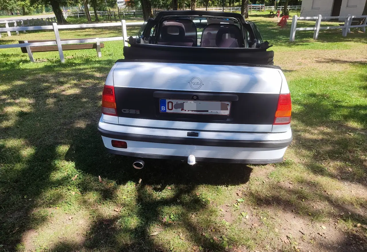 Opel Kadett Cabriolet 2.0i GSi, foto 7