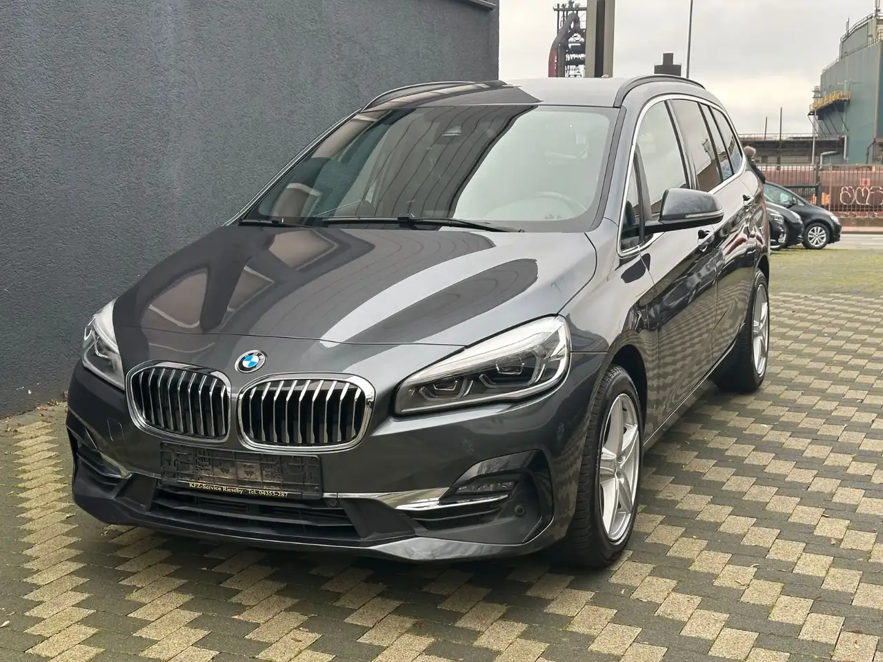BMW 218