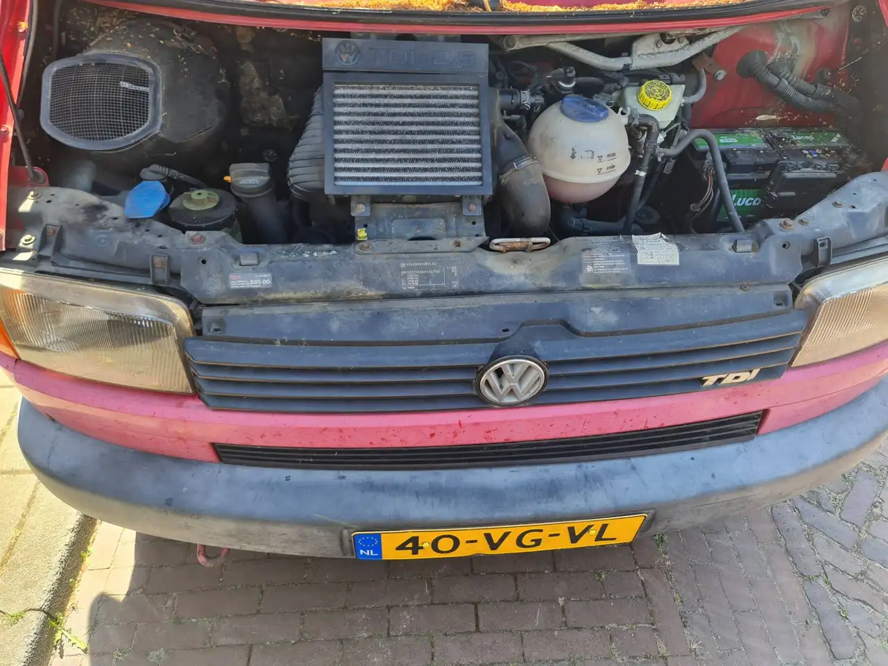 Volkswagen Transporter T4 2.5 TDI 102 PK – Sterke motor, goed chassis, onderhoudshistorie aanwezig, foto 3