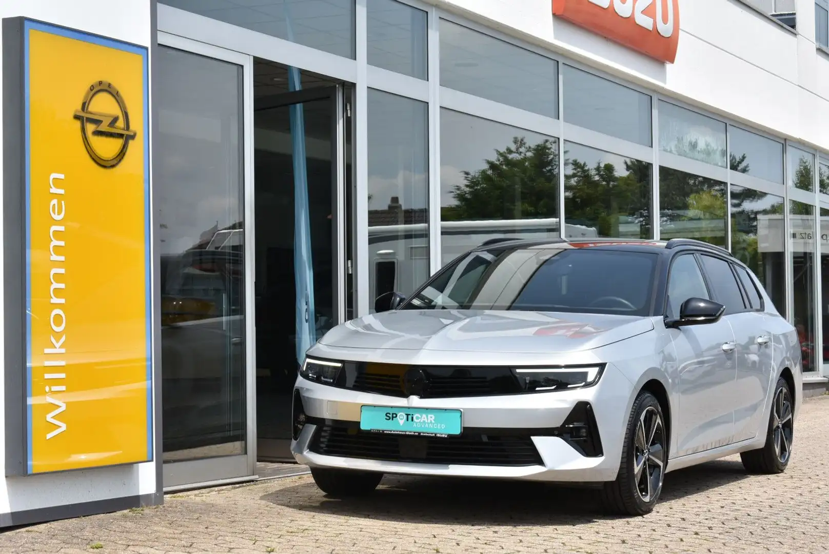 Opel Astra Sports Tourer GS * AHK * IntelliLux * Silber - 2