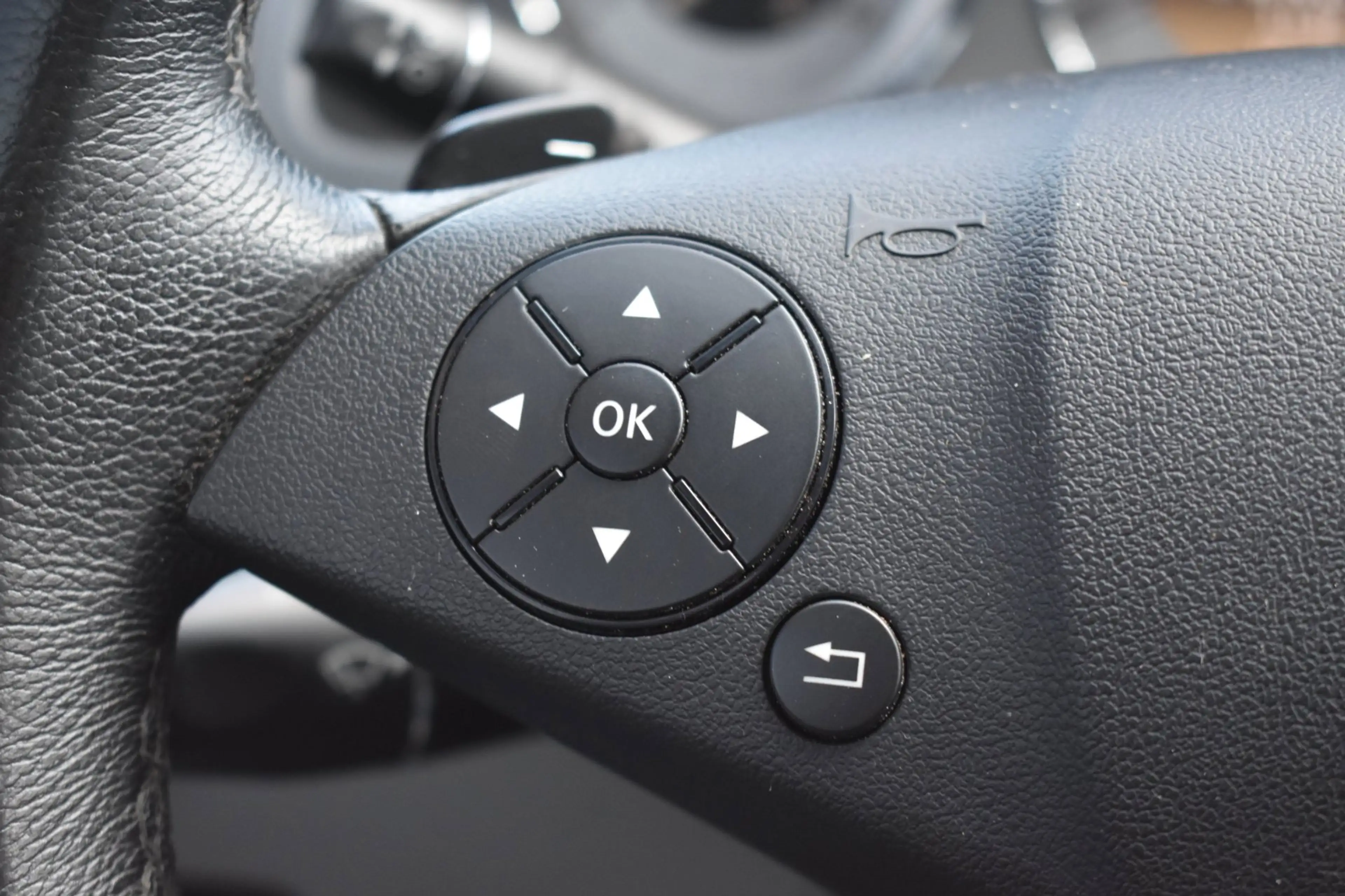 Mercedes-Benz C 350 Elegance '08 Xenon Clima NAvi Leder Cruise — photo 18