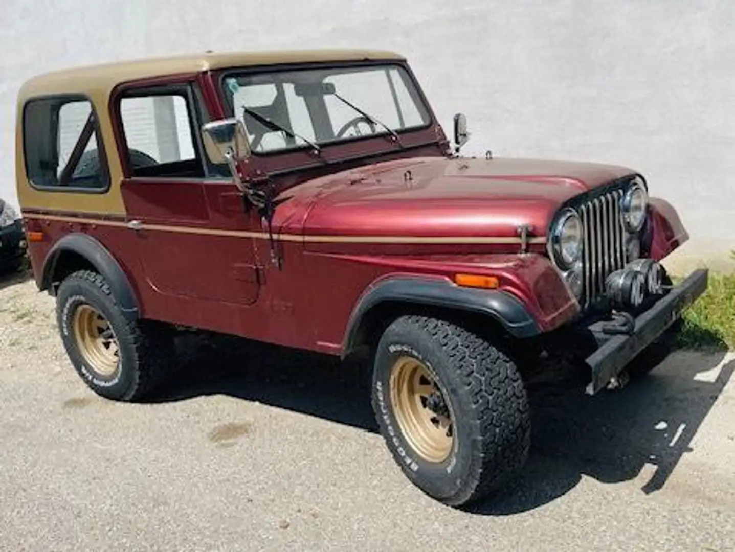 Jeep CJ-7 Quadratrac Rojo - 1