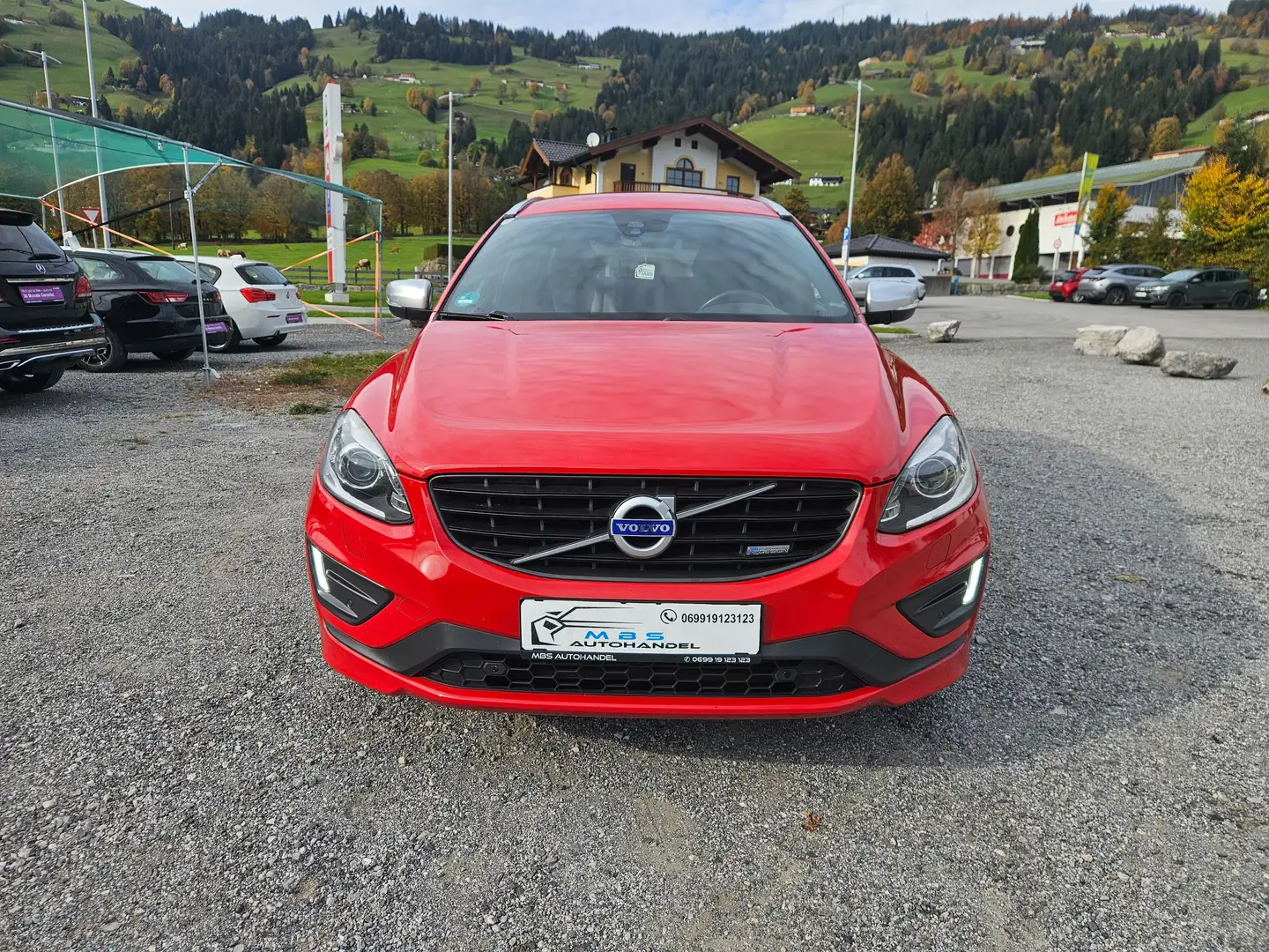 Volvo XC60 Summum D5 AWD Allrad Rot - 2
