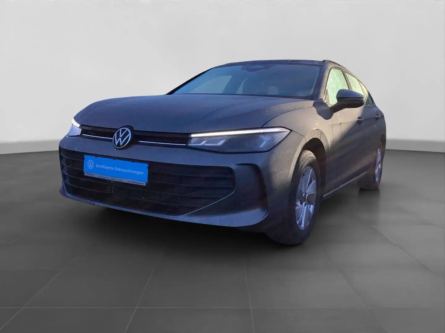 Volkswagen Passat Variant 1.5 TSI DSG LM KAMERA SITZHZ ACC Grau - 2