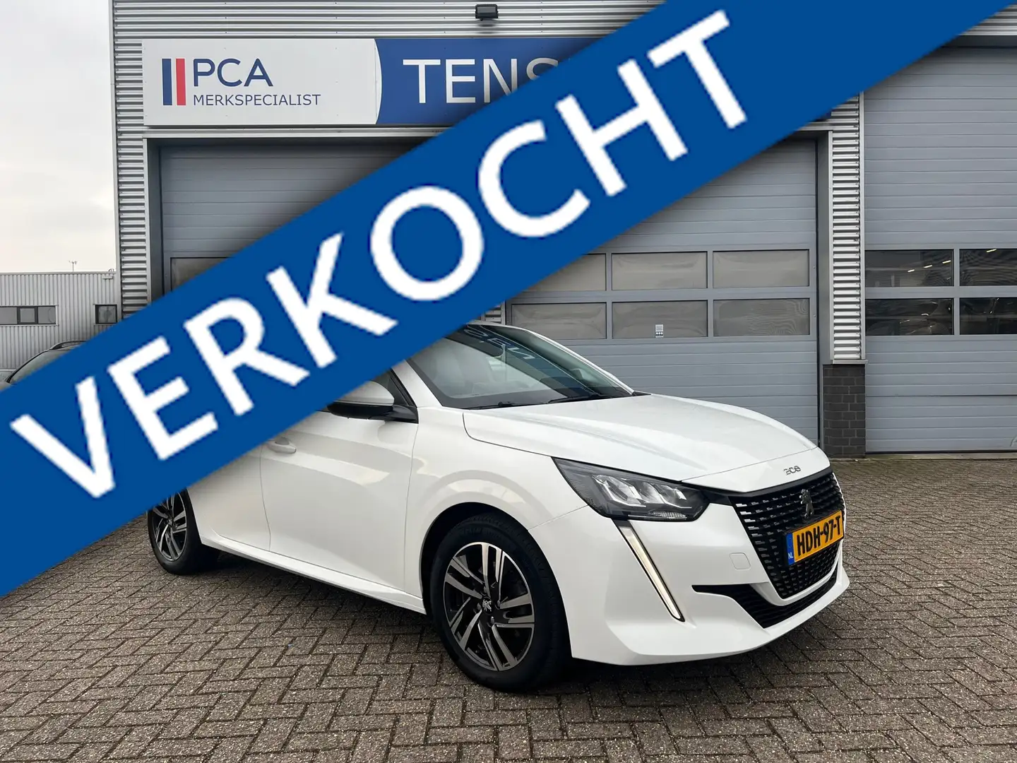 Peugeot 208 100pk Allure | Keyless | Stoelverwarming | Achteru Wit - 1