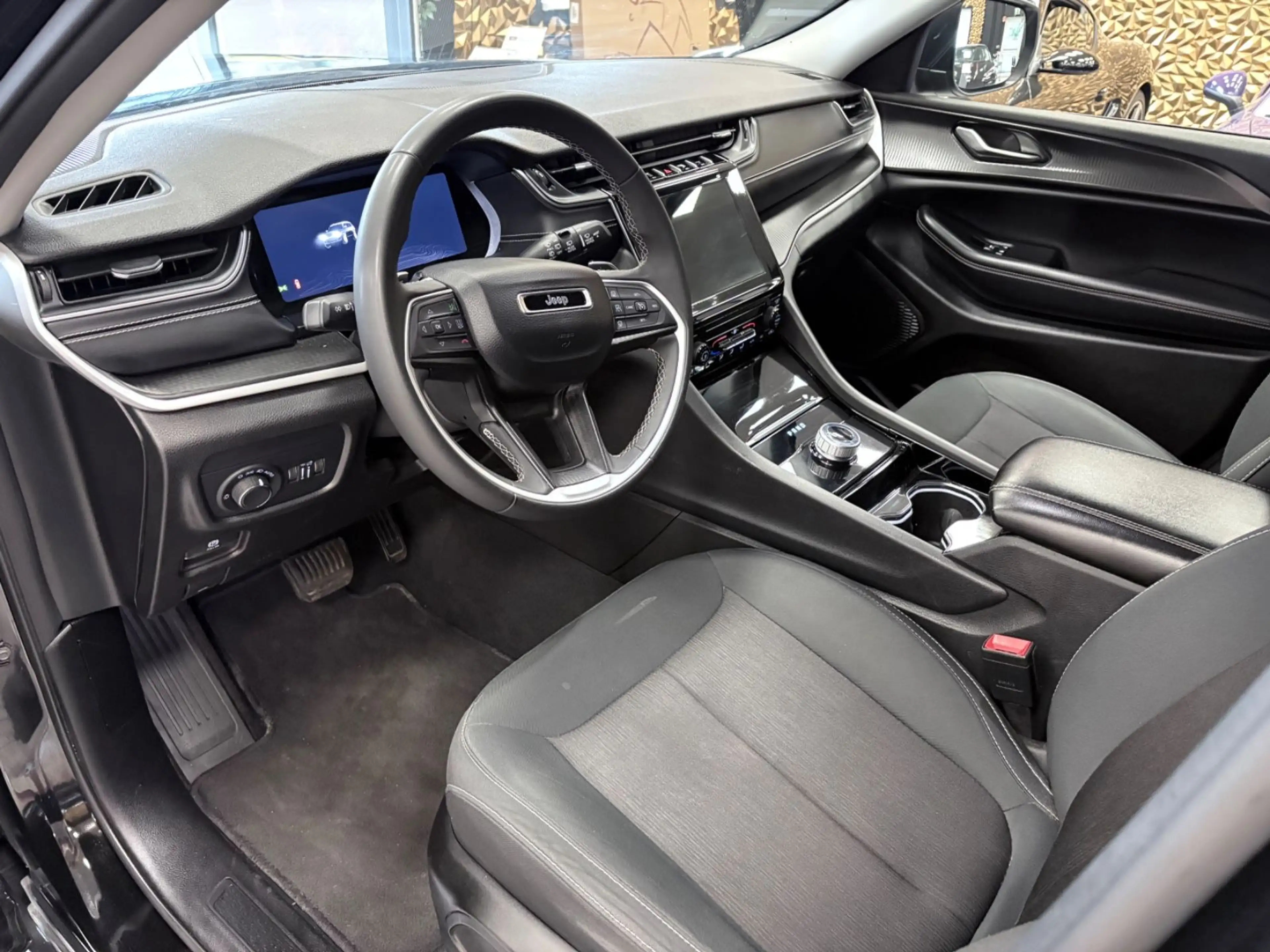 Jeep Grand Cherokee Lang/7-Sitzer/ACC/LED/Top — photo 14