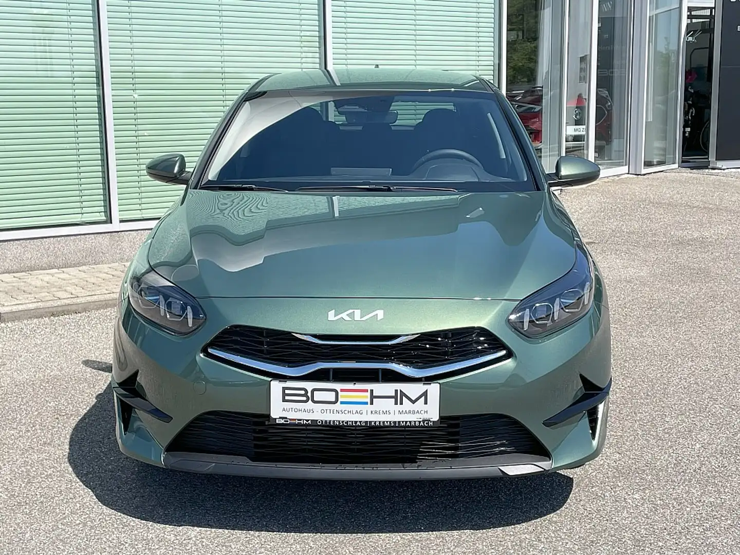 Kia Ceed / cee'd ceed 1,5 TGDI Silber + P2 Zöld - 2