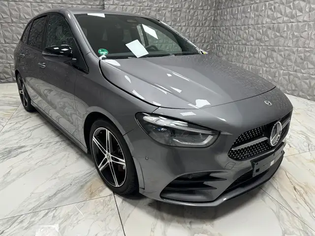 Mercedes-Benz B 250 AMG-Line. * Premium * VOLLLLLL *
