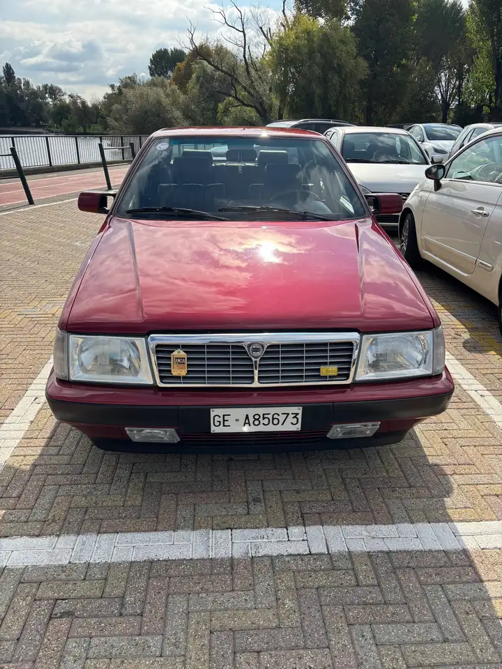 Lancia Thema 2.9 8.32 FL, foto 3