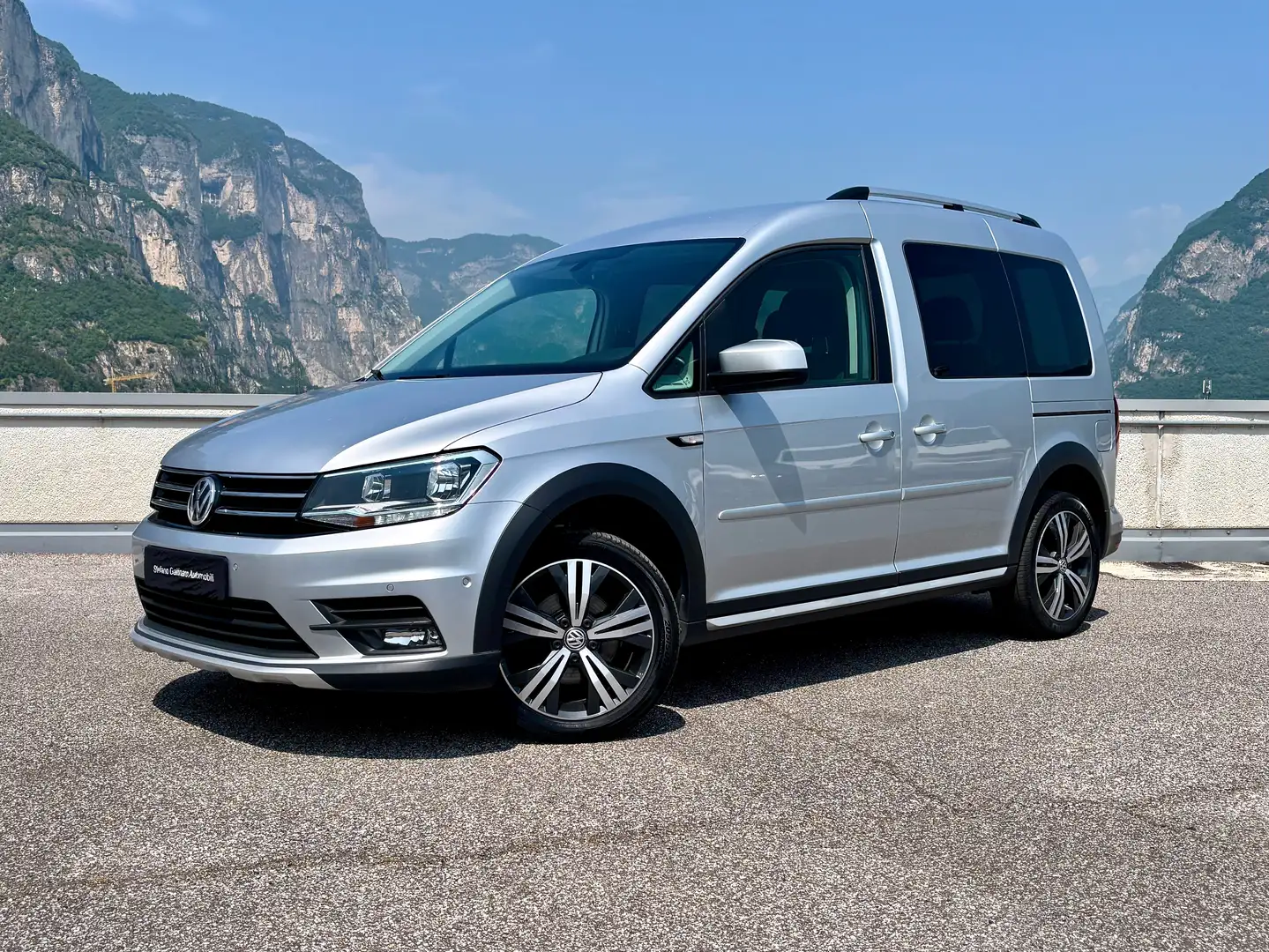 Volkswagen Caddy 2.0 TDI Alltrack BlueMotion "Navi+ACC+Gancio" Grau - 1