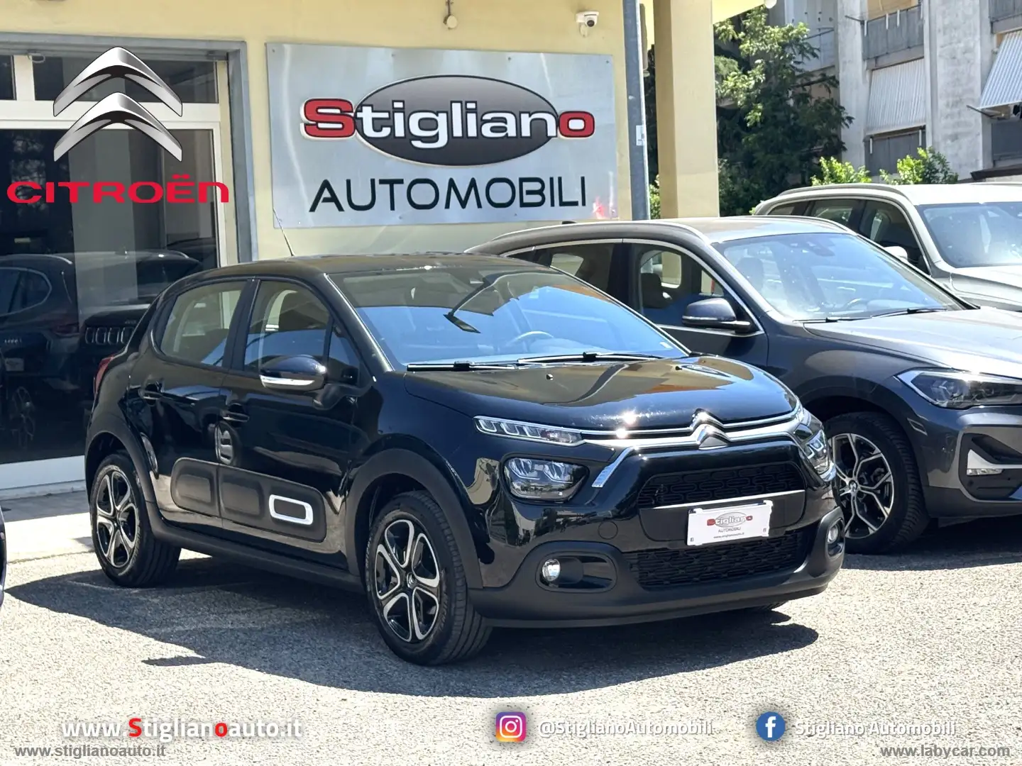 Citroen C3 PureTech 83 S&S Plus Zwart - 1