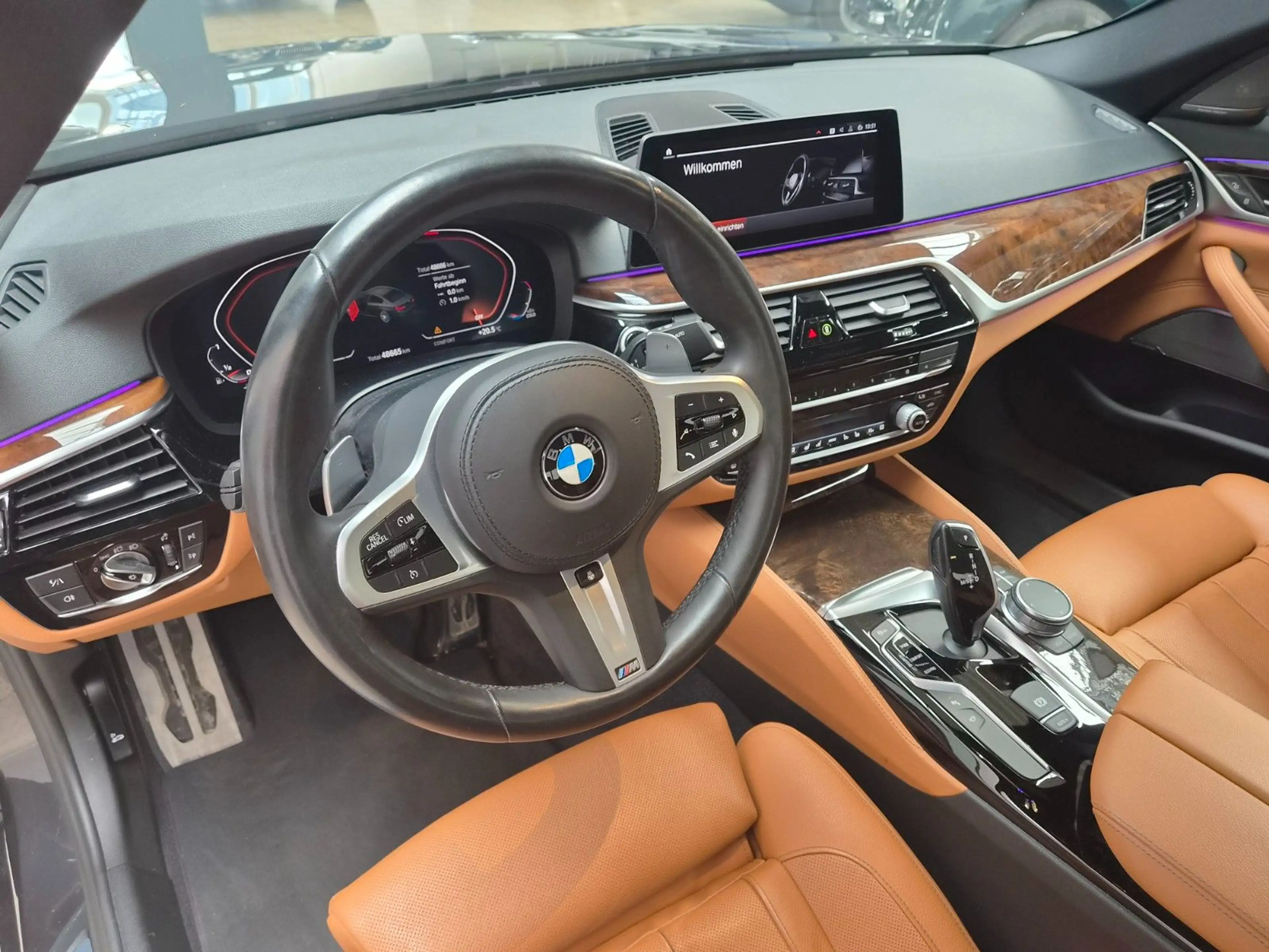 BMW 550 5 Limousine M-Paket i xDrive — photo 17