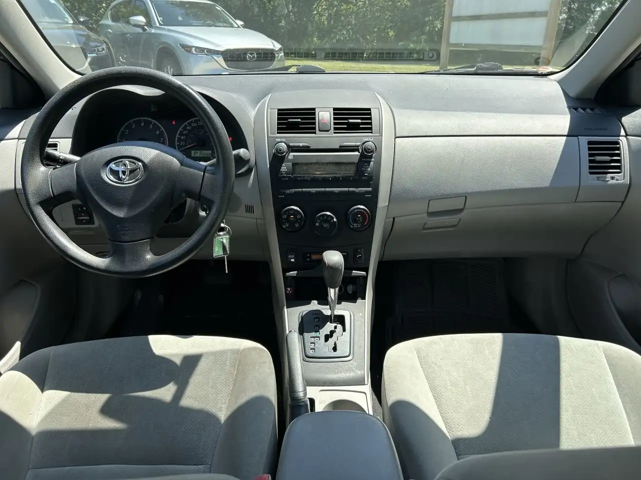 Toyota Corolla photo Toyota Corolla