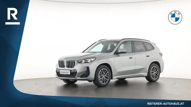 BMW X1 view 3