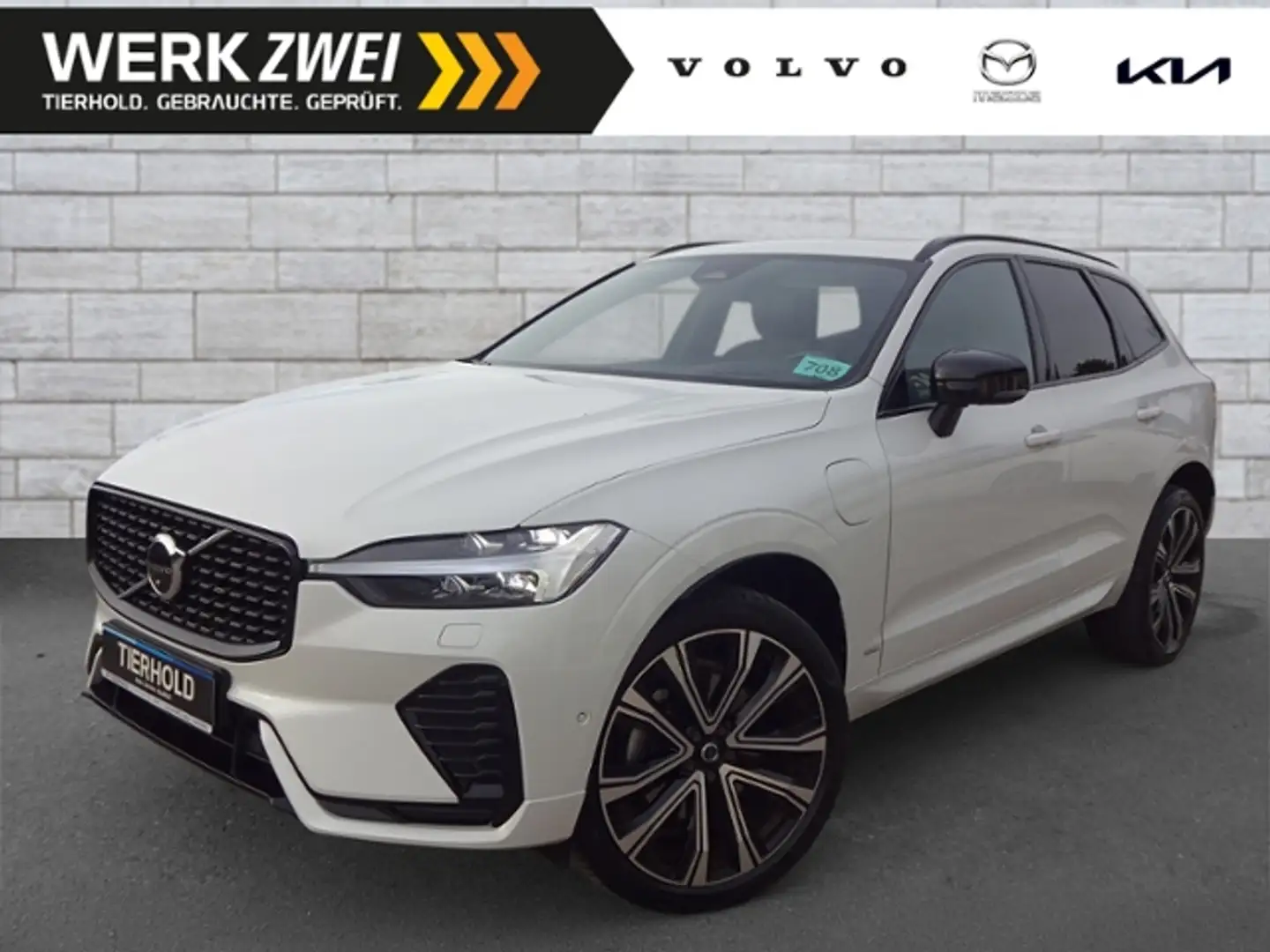 Volvo XC60 T6 R Design Plug-In AWD PANO HUD ACC Google Weiß - 1