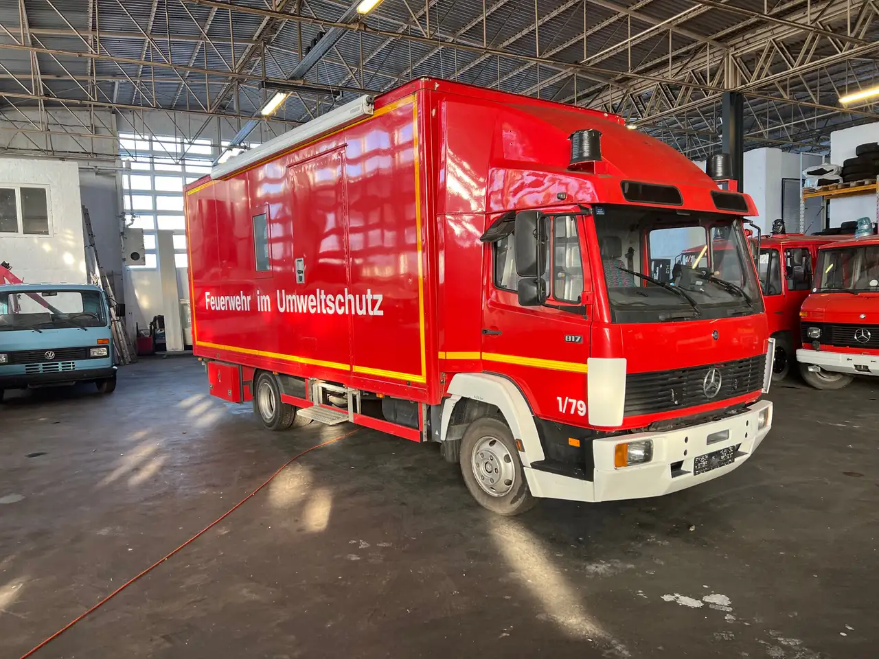 Mercedes-Benz 817, foto 1