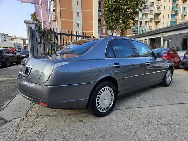 Lancia Thesis view 4