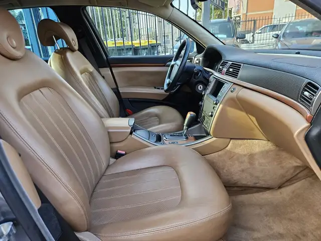 Lancia Thesis view 12