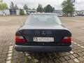 Mercedes-Benz E 230 /AUTOMATIK/KLIMA/Tüv 05/2026 Schwarz - thumbnail 5