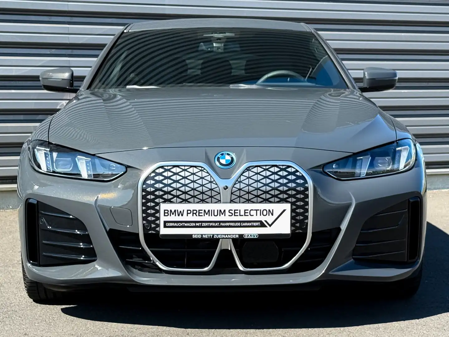 BMW i4 xDrive40 Grau - 2