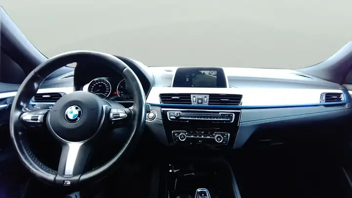 BMW X2 2018, foto 15