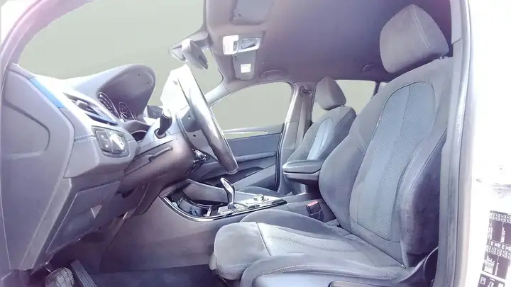 BMW X2 2018, foto 11