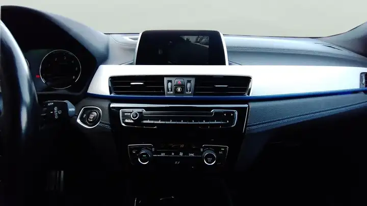 BMW X2 2018, foto 10