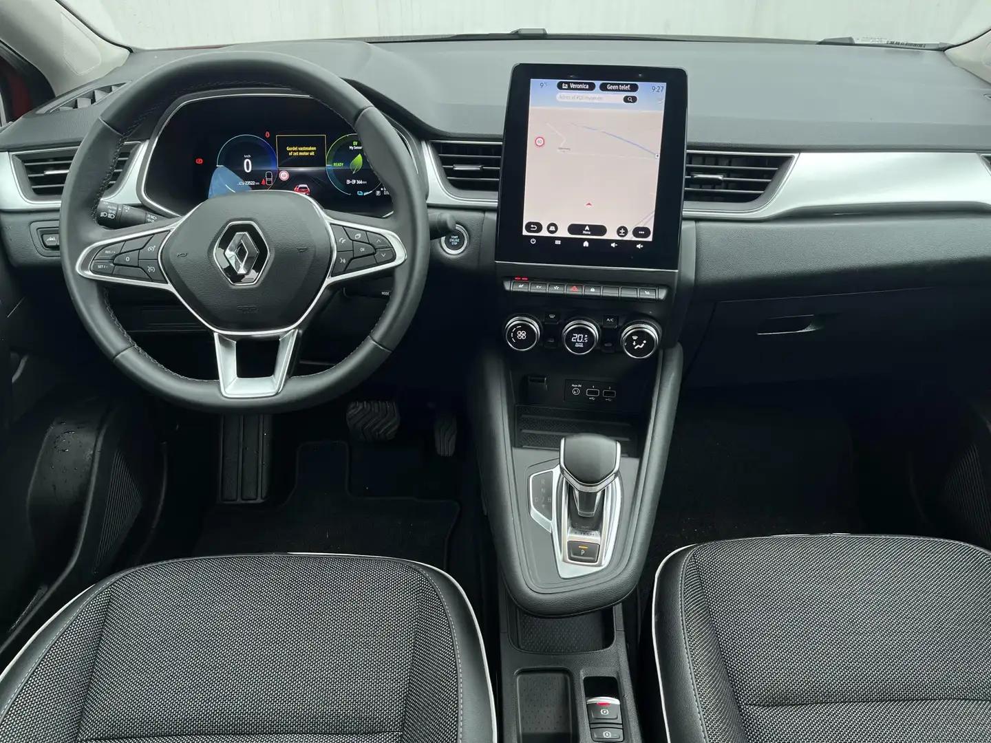 Renault Captur 1.6 E-Tech Plug-in Hybrid 160 Intens Automaat / Gr Red - 2