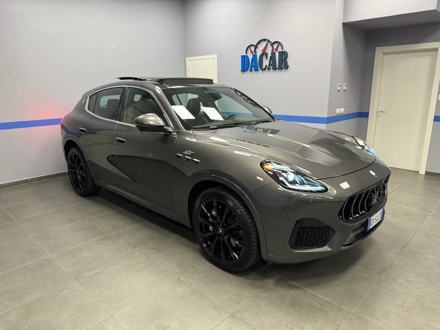 Maserati Grecale Grecale 2.0 mhev GT 300cv Auto IVA DEDUCIBILE Grau - 1