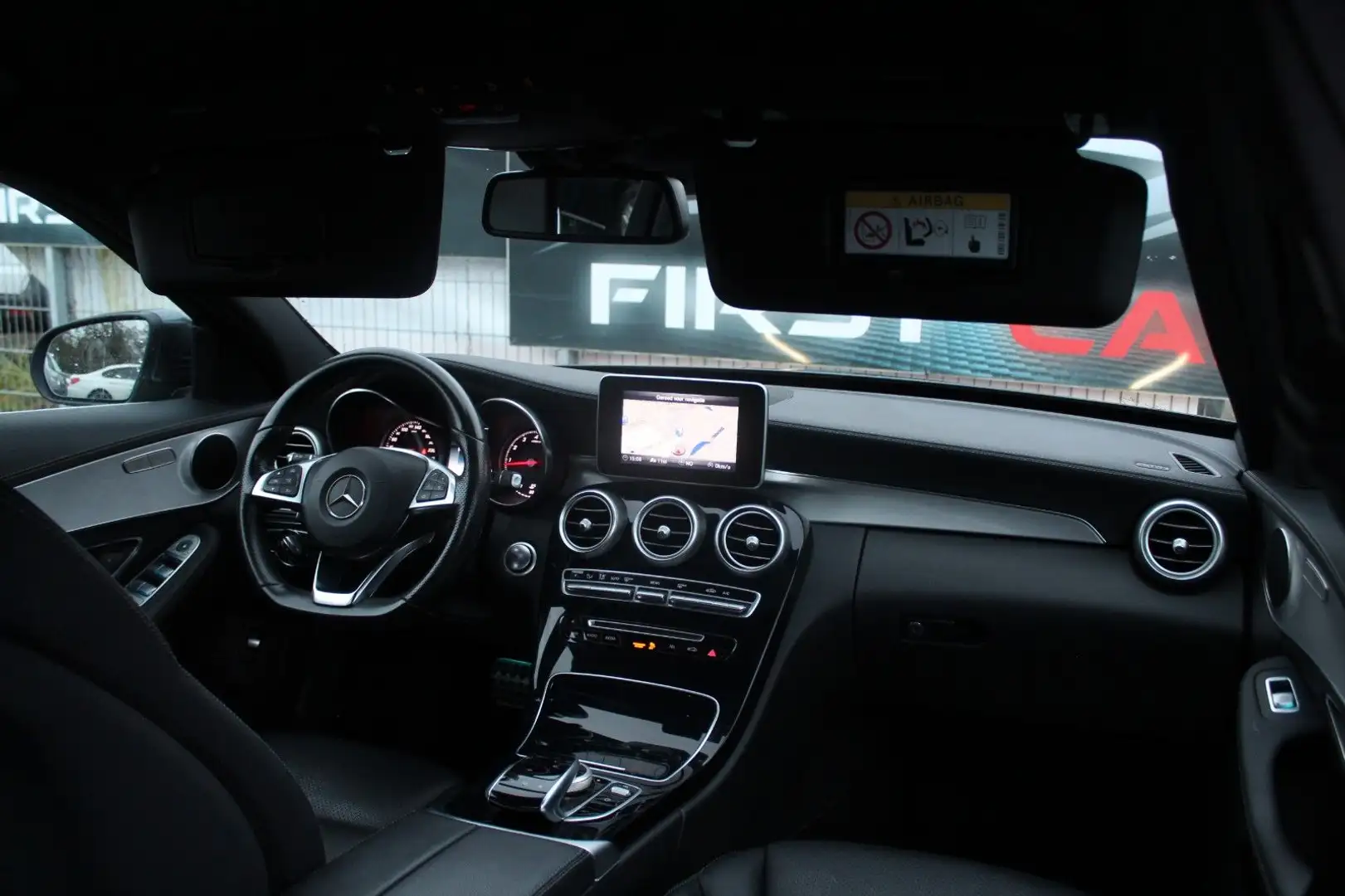 Mercedes-Benz C 180 CGI AMG-Line|LED|TOTWINKEL|KEYGO|NAVI|PDC| Grau - 2