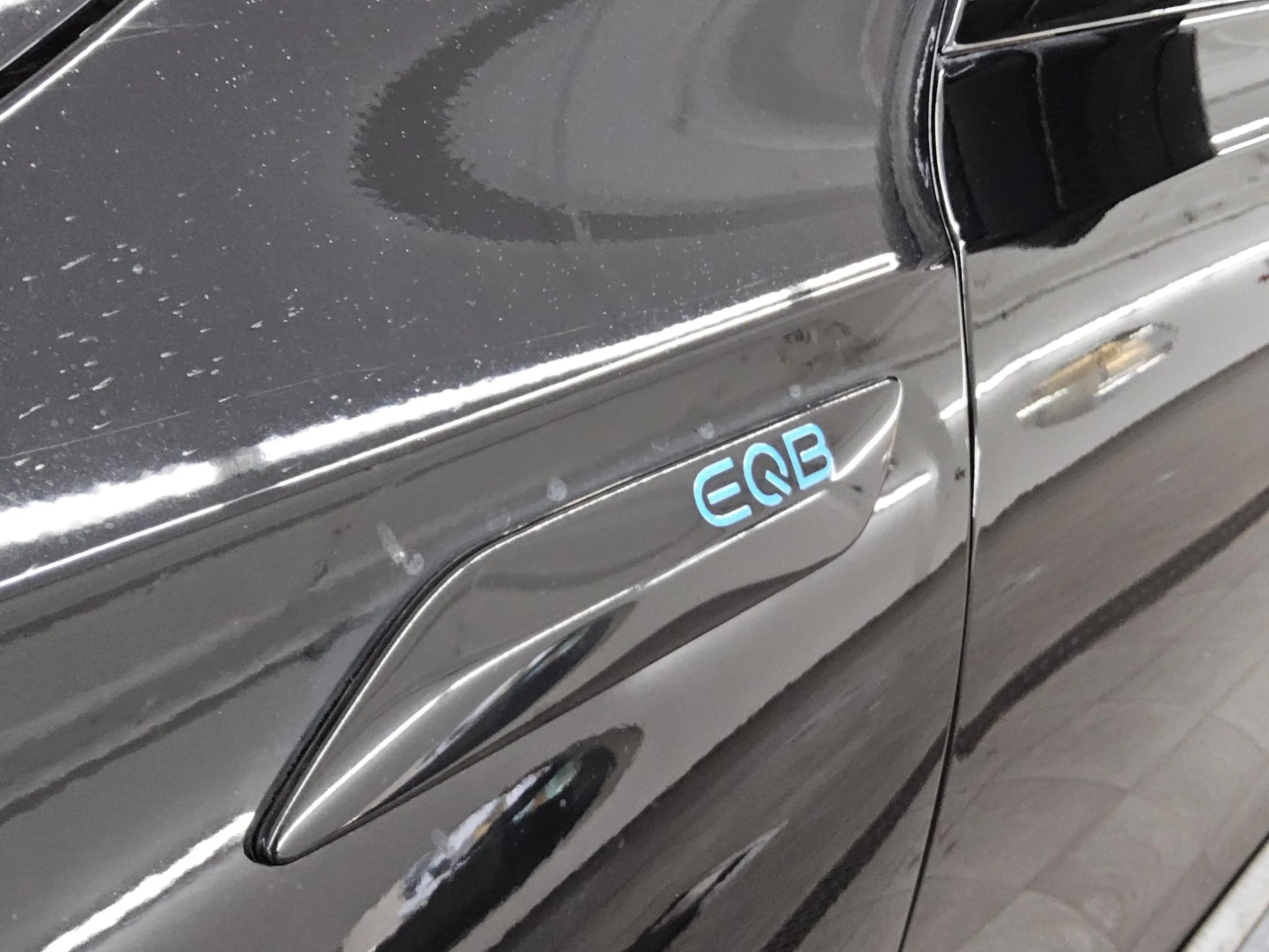 Mercedes-Benz EQB 250 Night T-Leder Navi LED RFK Keyless — photo 12