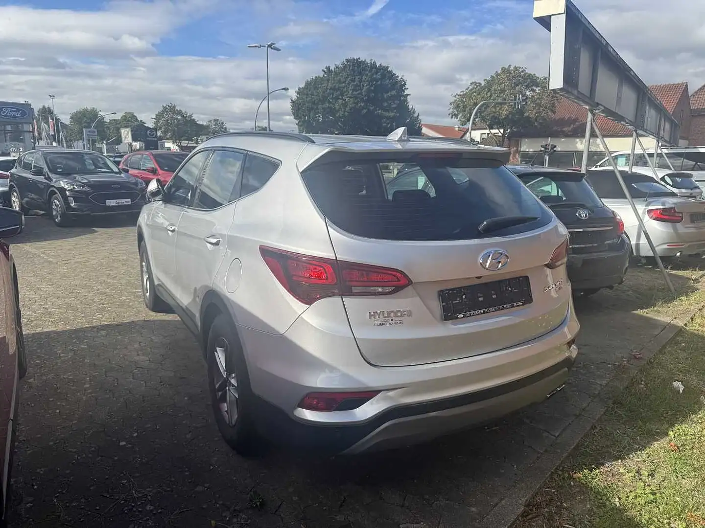 Hyundai SANTA FE 2.4 GDI 2WD Family Klima/Kamera Silber - 2