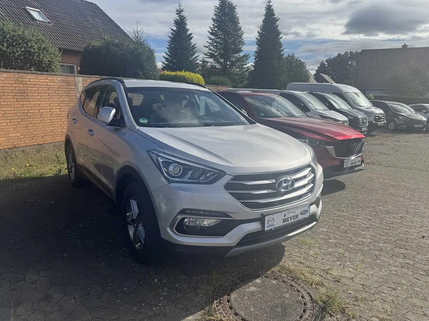 Hyundai SANTA FE 2.4 GDI 2WD Family Klima/Kamera Silber - 1