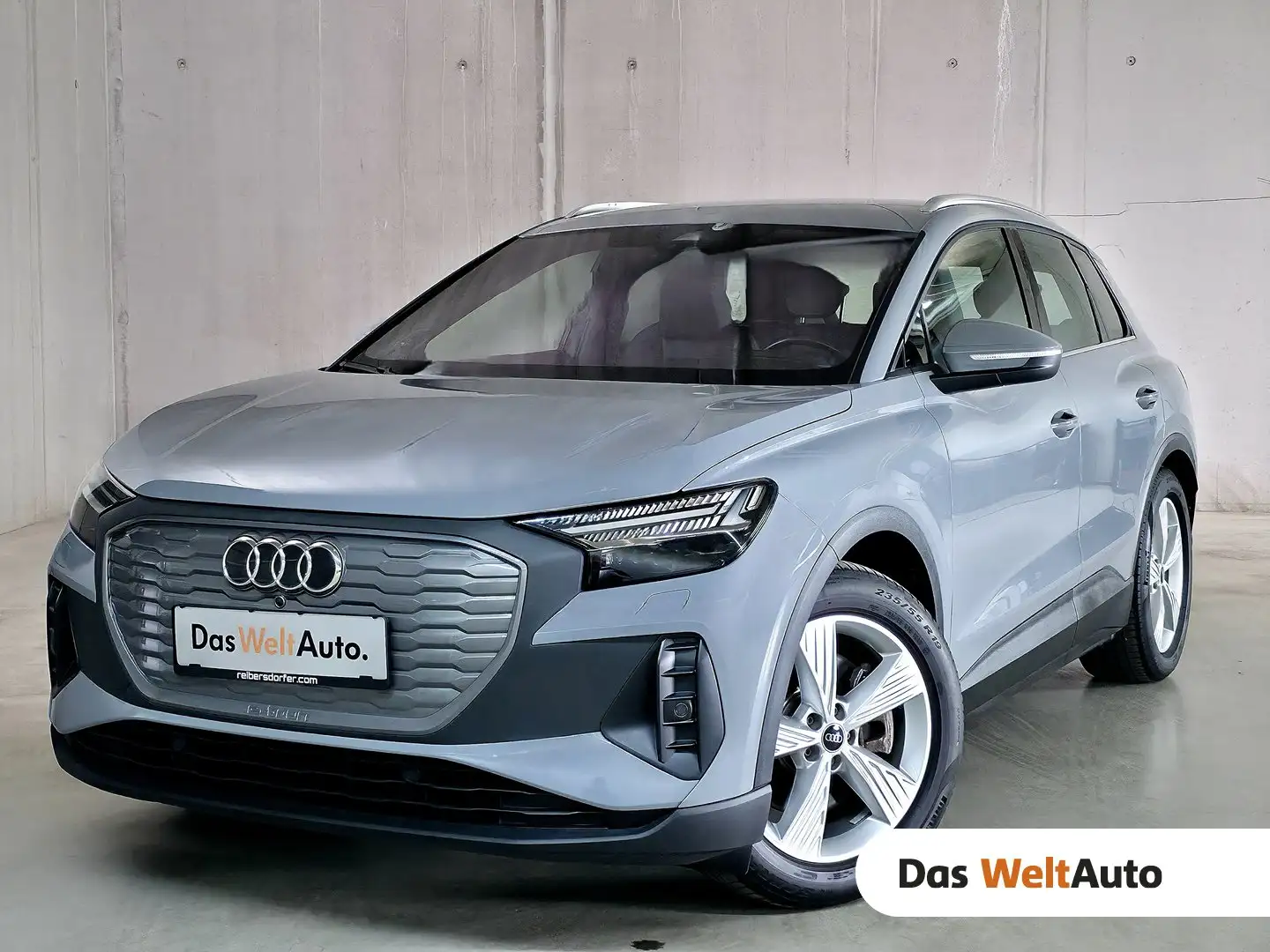 Audi Q4 e-tron 45 e-tron basis quattro Grau - 1