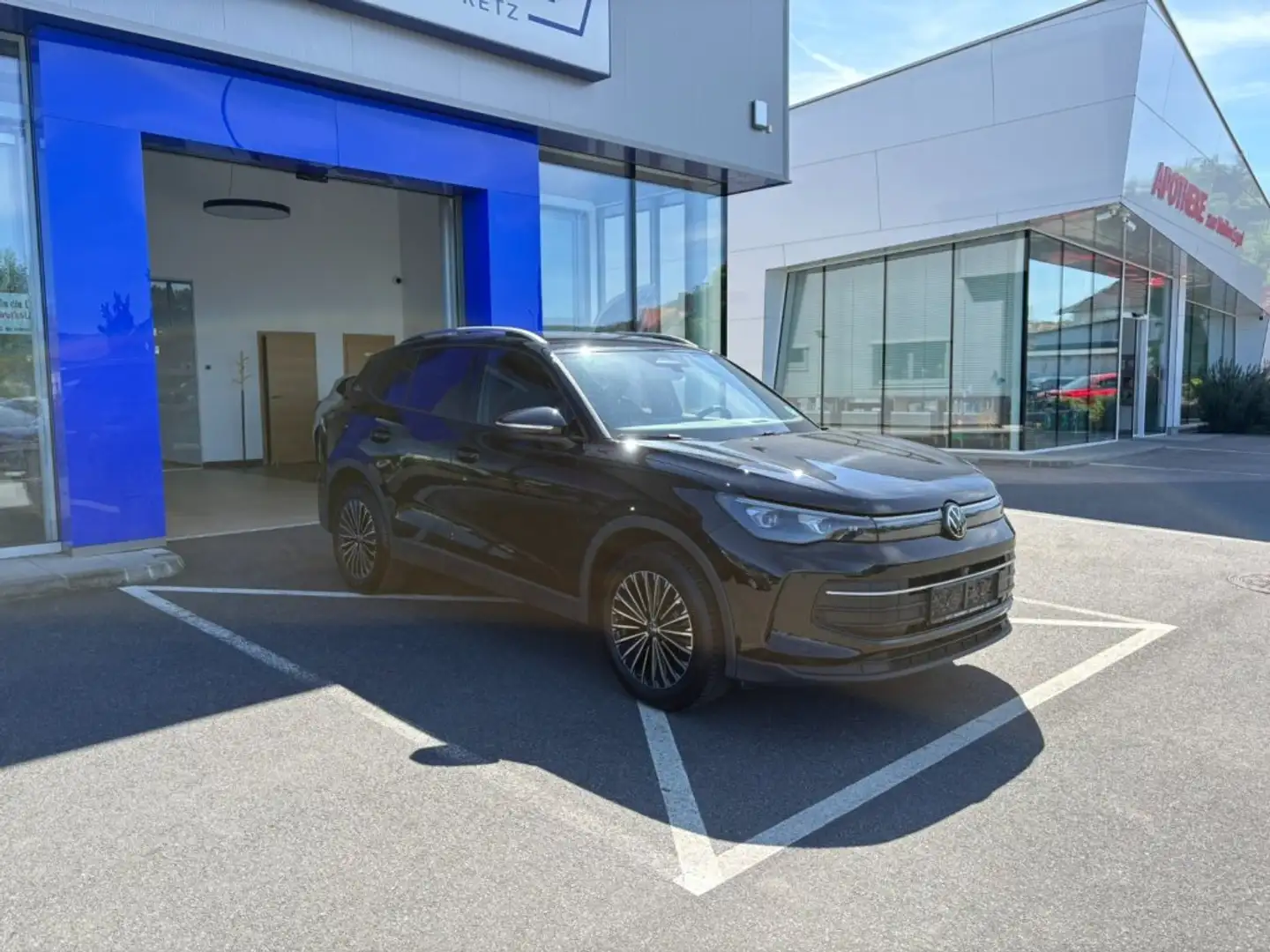Volkswagen Tiguan Life 2.0 TDI Schwarz - 2