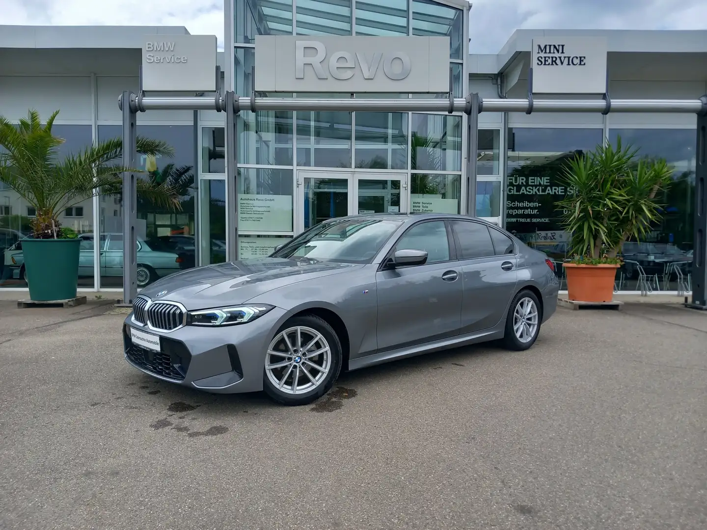 BMW 320 d xDrive Aut Limousine MSport GSD LED DriveAssist Grau - 1