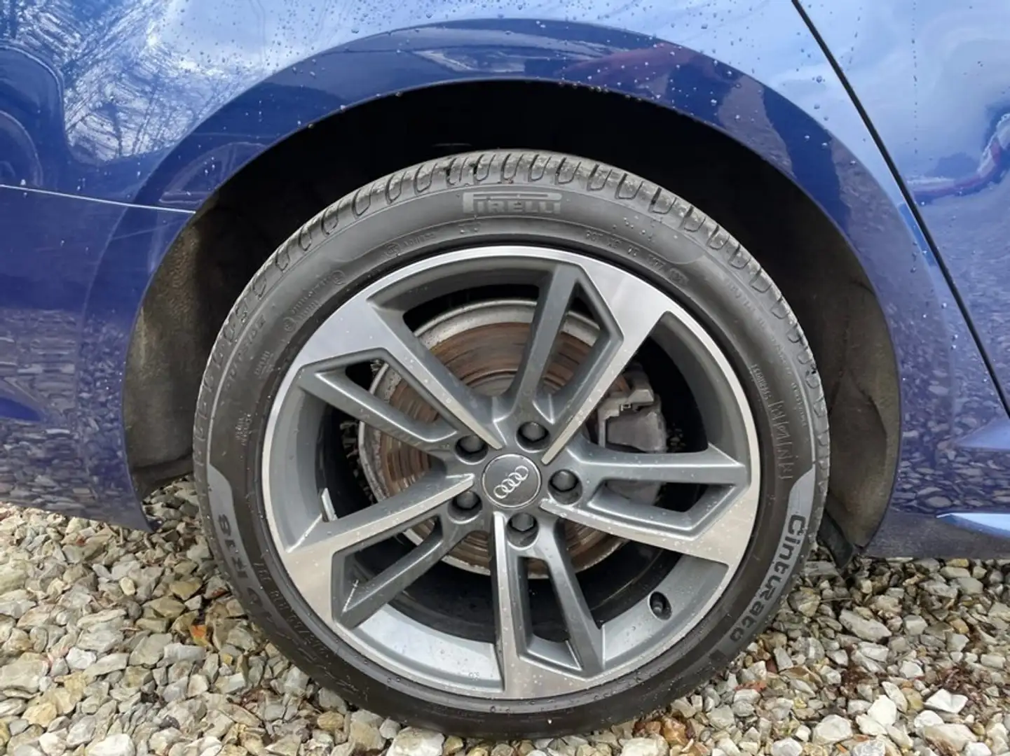 Audi A4 sport Blau - 2