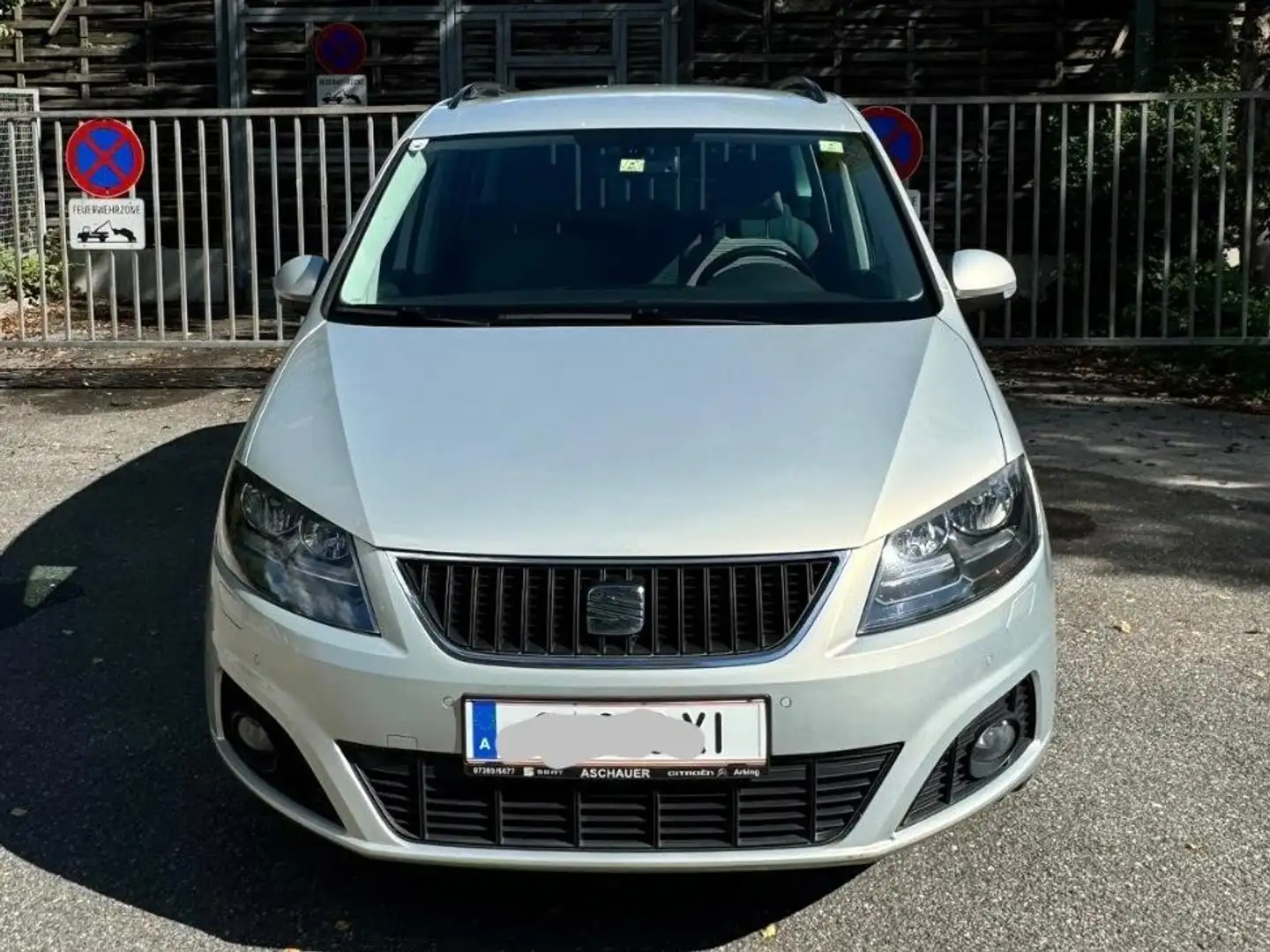 SEAT Alhambra Alhambra GT 2,0 TDI CR 4WD DPF GT Silber - 2