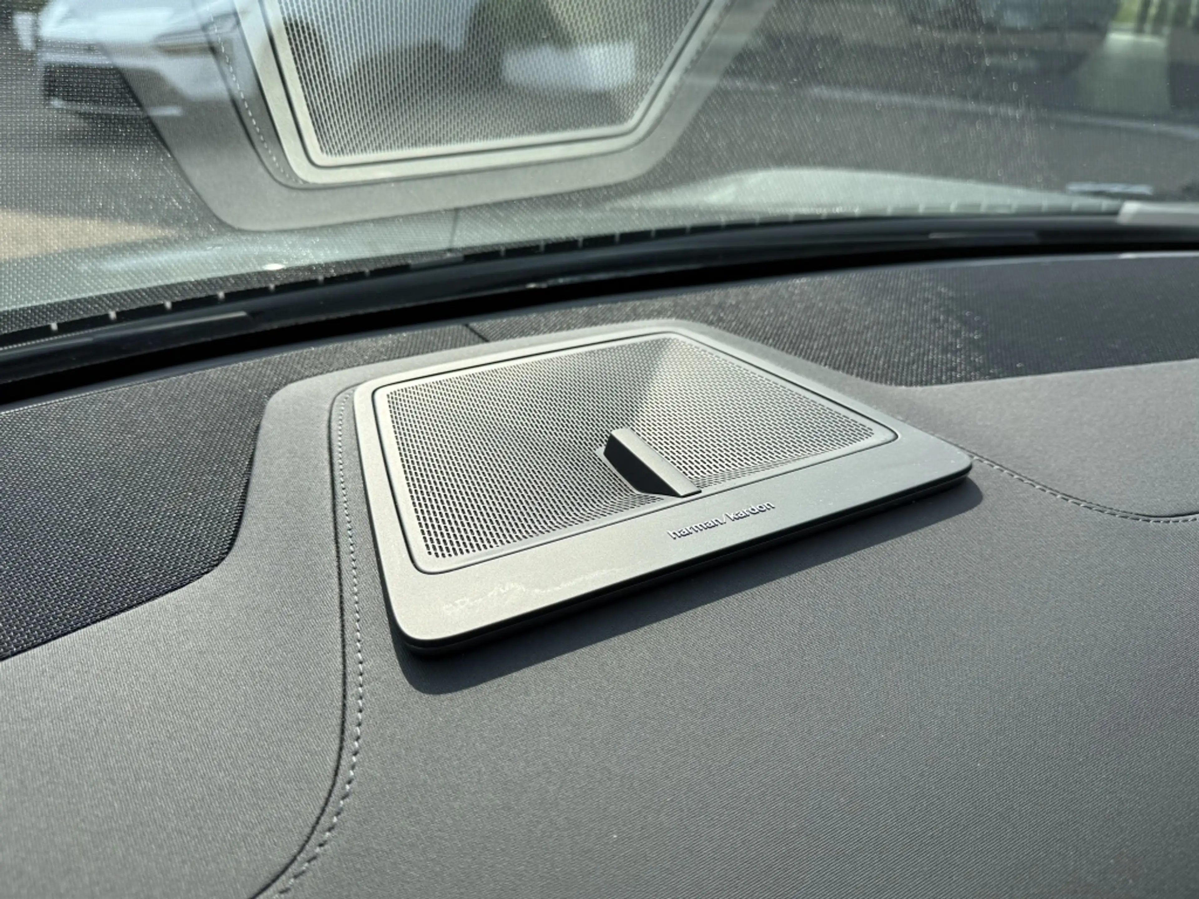 Polestar 4 Long Range Single Motor | Plus, Pilot & Climate Pa — photo 12
