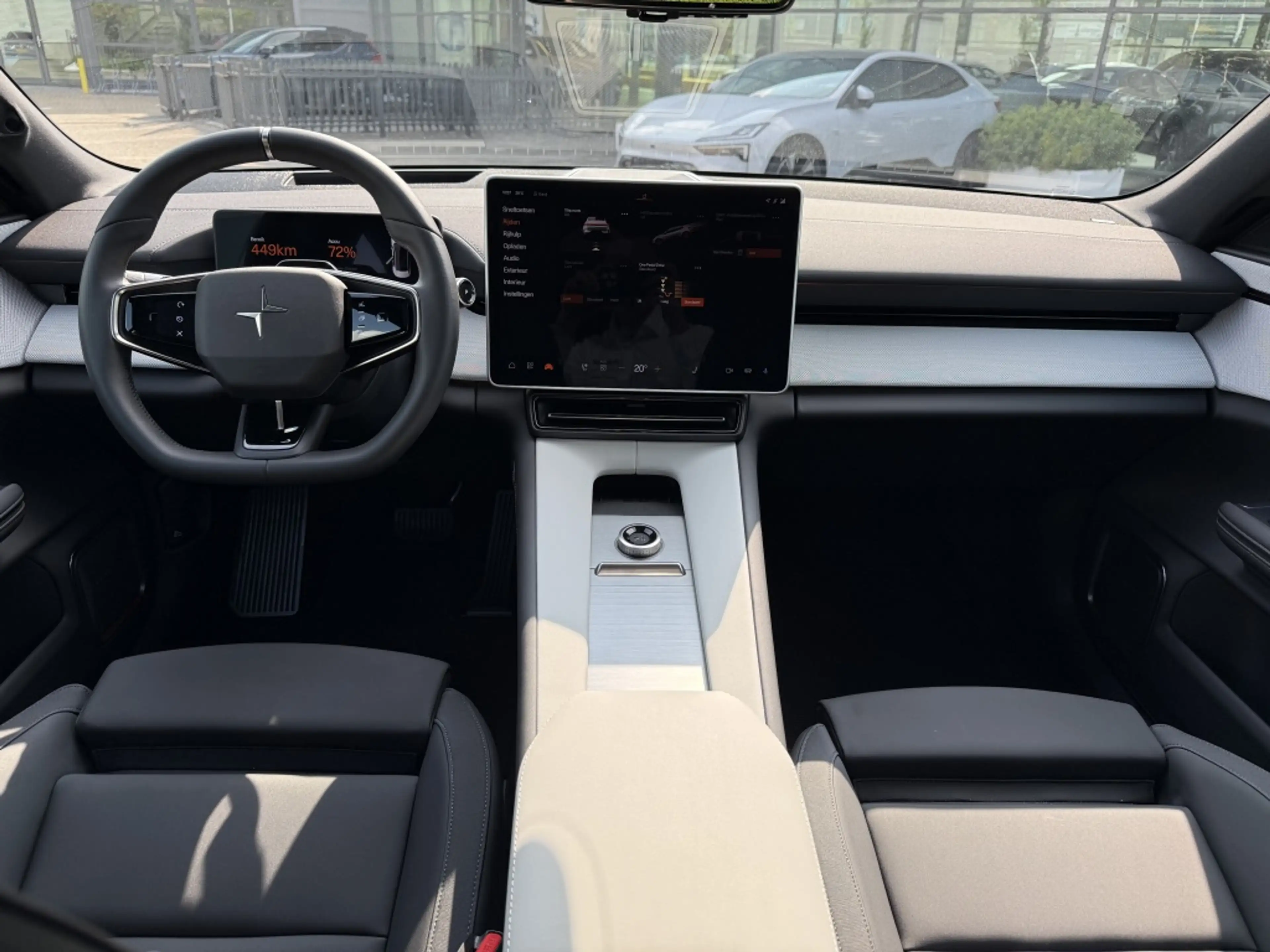 Polestar 4 Long Range Single Motor | Plus, Pilot & Climate Pa — photo 8