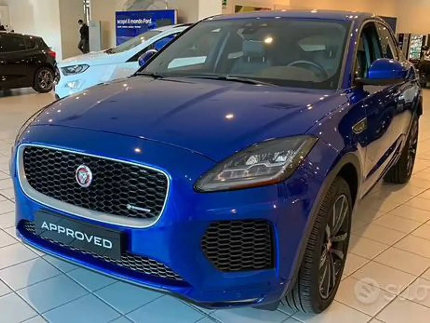 Jaguar E-Pace E-Pace 2017 2.0d i4 R-Dynamic awd 180cv auto Blu/Azzurro - 1