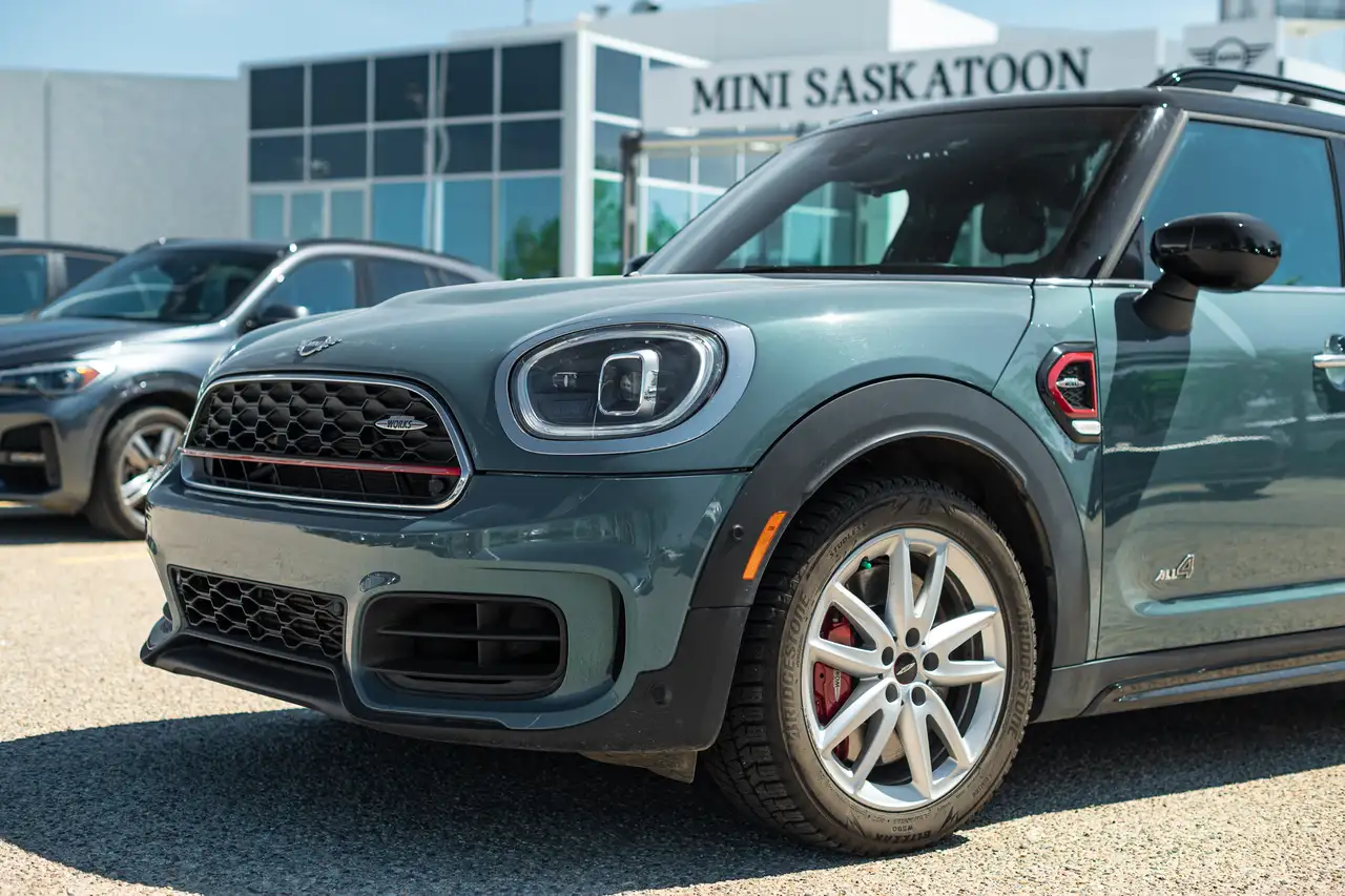 MINI Countryman снимка MINI Countryman