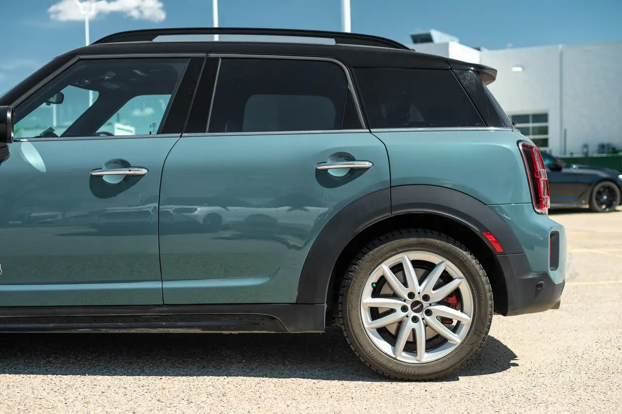 MINI Countryman снимка MINI Countryman