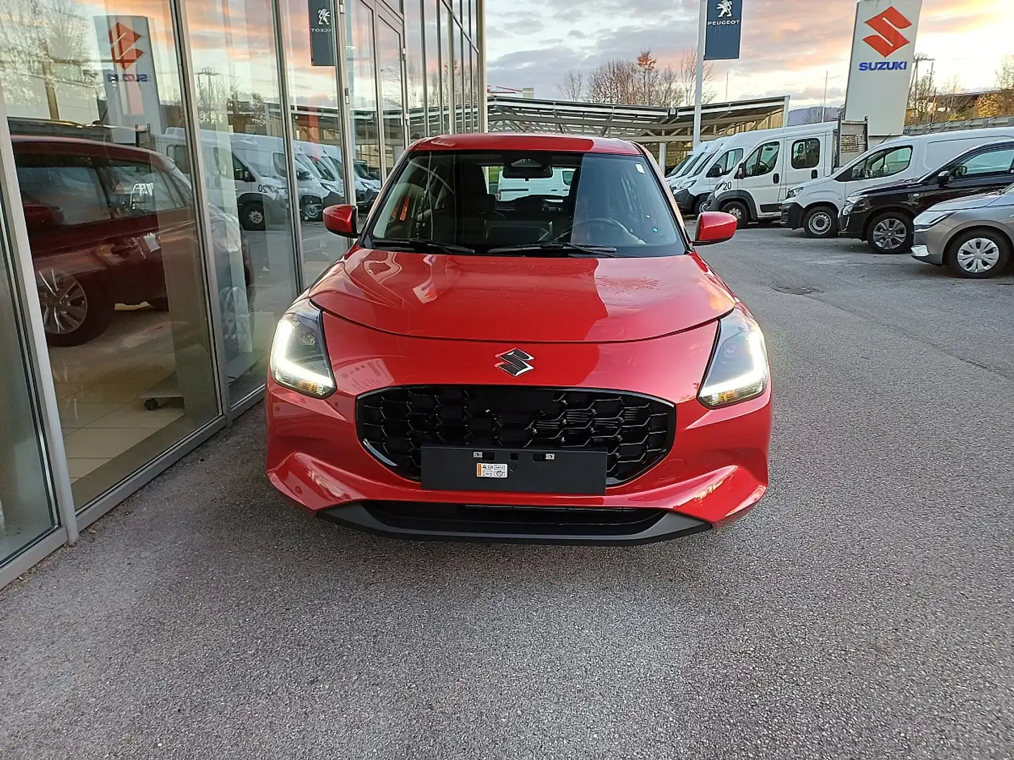 Suzuki Swift 1,2 Hybrid Clear Rot - 2